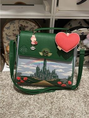 Green Scenic Print Crossbody Bag with Heart Charm